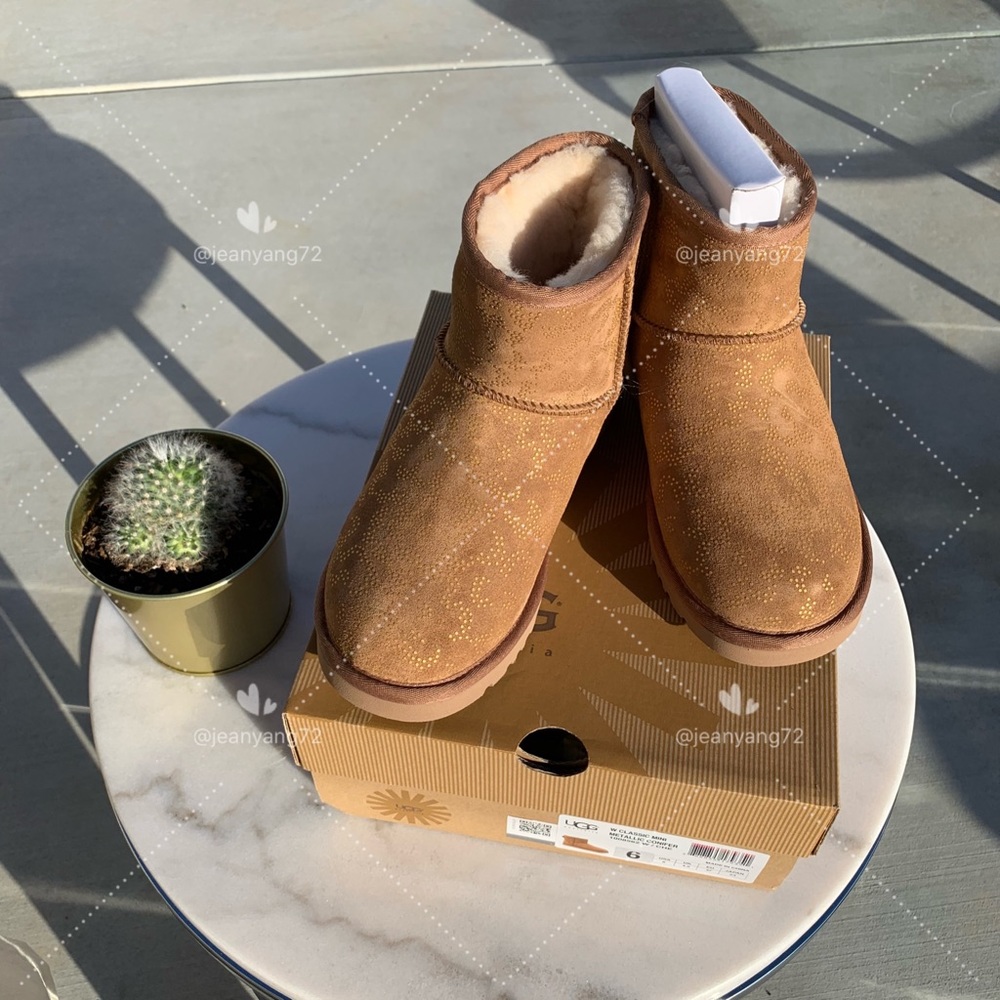 UGG Woman Classic boots